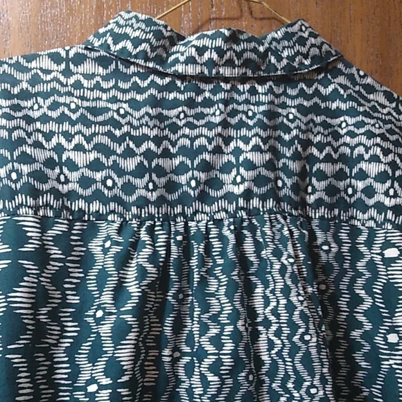 Roaman's button down shirt - Picture 6 of 7